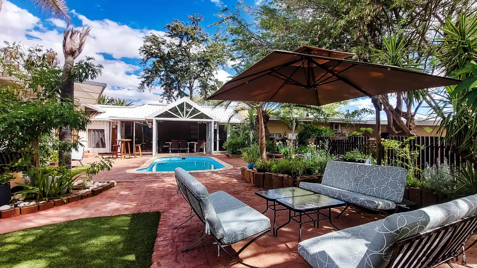 Londiningi Guest House — lodge ou camp en Namibie