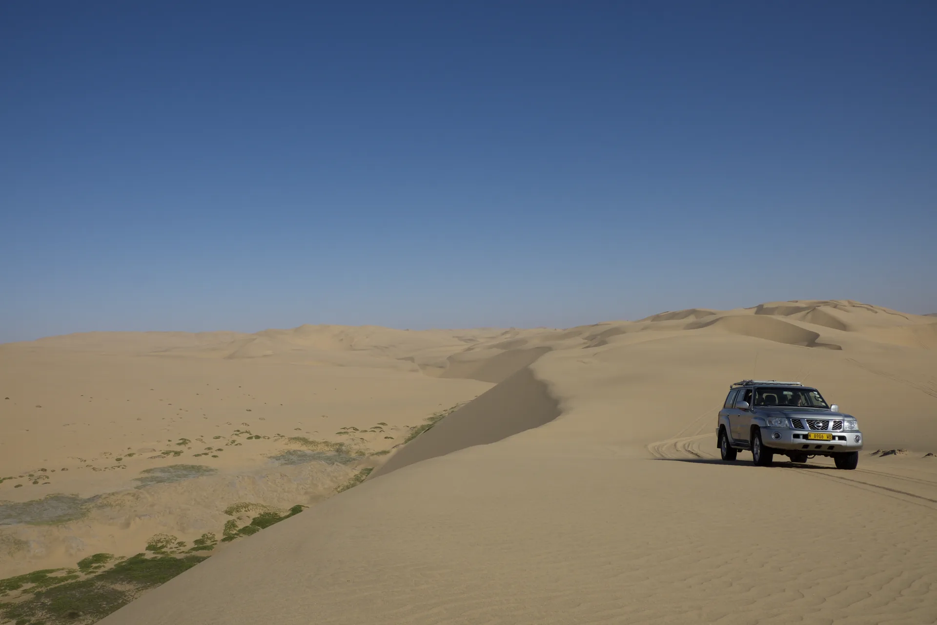 Jour 9 — Namibie grand format     du Fish River Canyon jusqu'à Etosha      lodge et camping
