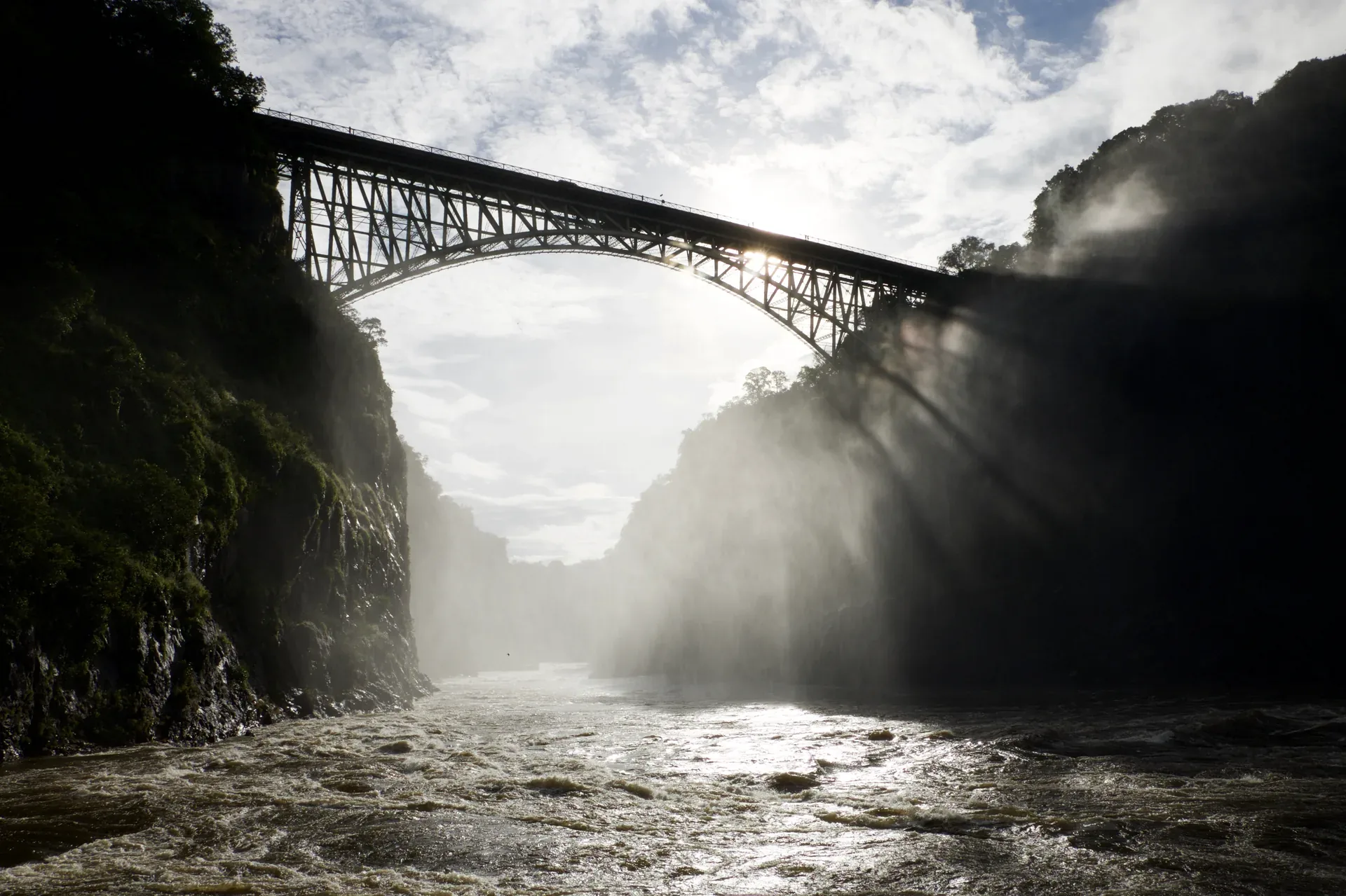 Jour 2 — Découverte des chutes et safari